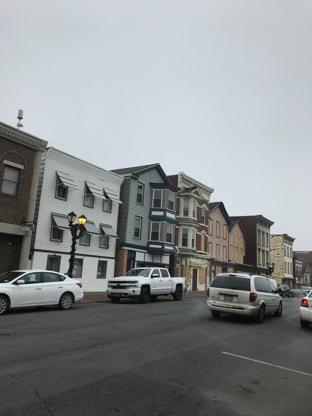 225 Remsen St, Cohoes, NY 12047 Apartments in Cohoes, NY