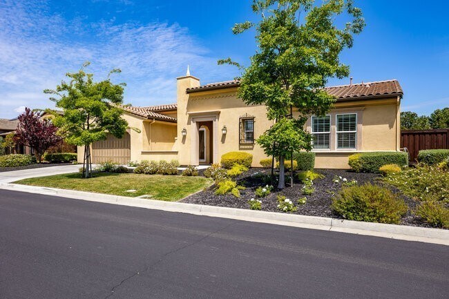 Foto del edificio - Amazing Home For Lease
