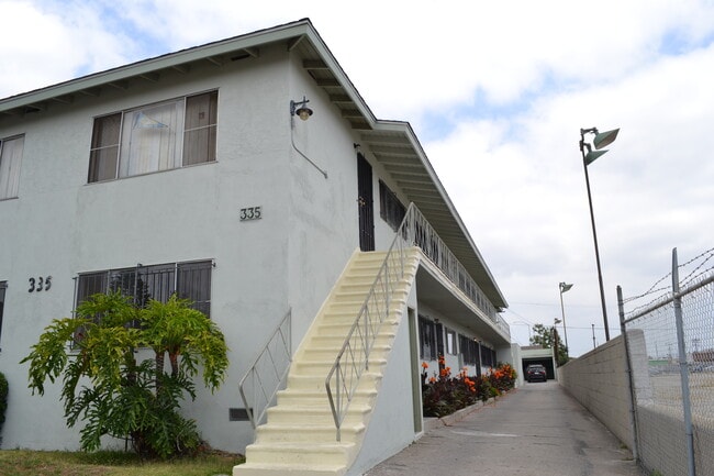 Photo - 335 W 88th St Apartments