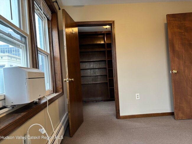 Foto del edificio - 261 Fair St