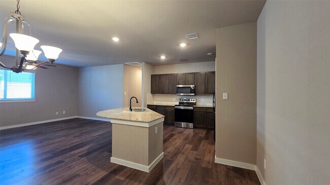 Foto del edificio - 9720 Grosbeak Ln