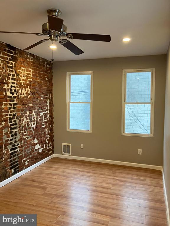Foto del edificio - 2131 E Tioga St