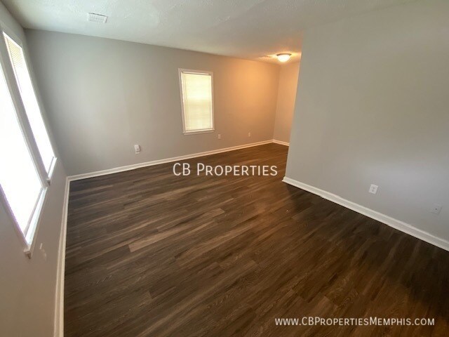 Building Photo - 3177 Millwood Rd