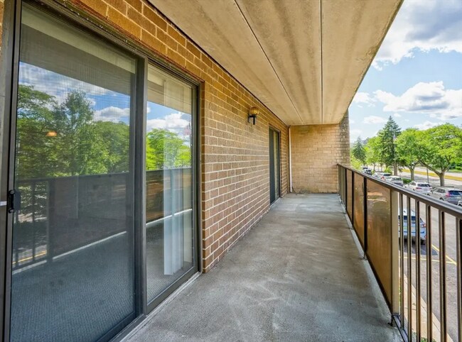 Foto del edificio - 185 Quincy Shore Dr