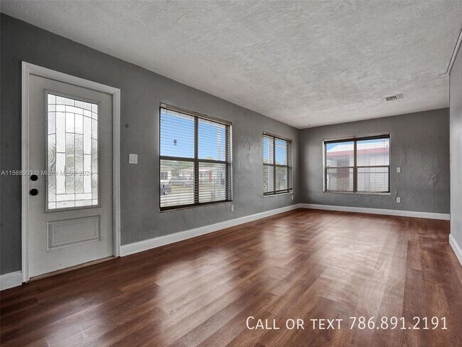 Building Photo - 650 SW 28th Terrace 622, Fort Lauderdale, ...