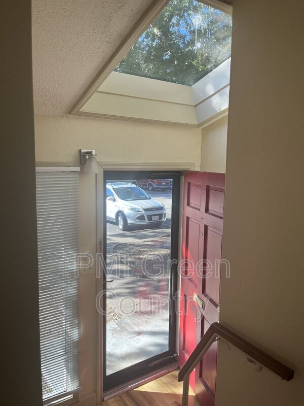 Foto del edificio - 1427 E 38th Pl