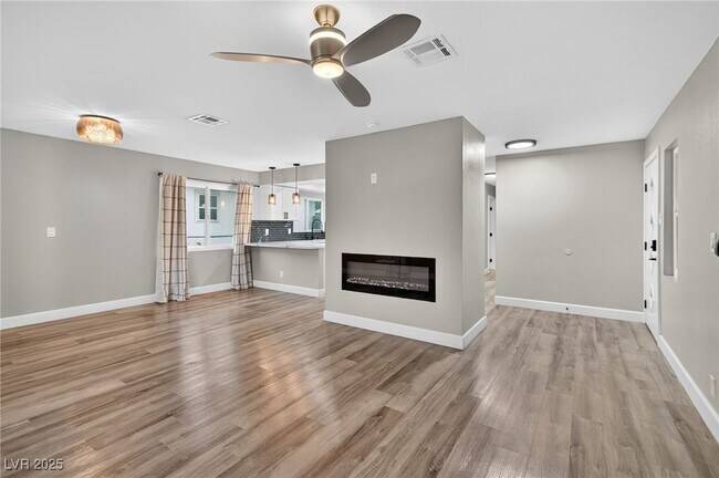 Foto del edificio - 333 S Tonopah Dr