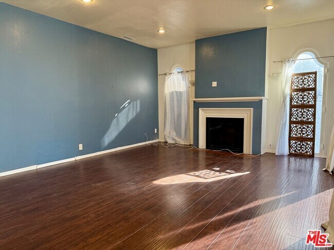 Foto del edificio - 9428 Harvard Blvd