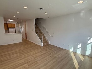 Building Photo - 1419 Nevin Plaza