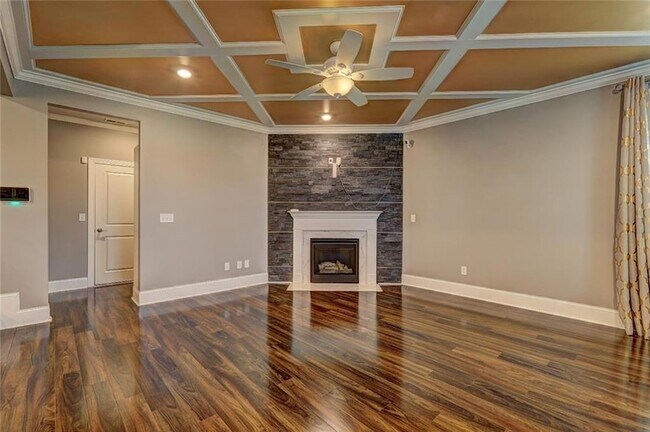 Foto del edificio - 4527 Bridgeway Rd