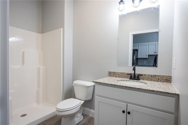 Building Photo - 6899 Post Rd