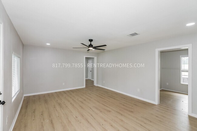 Foto del edificio - 4430 Phlox St