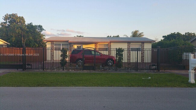 Building Photo - 11730 SW 180th St
