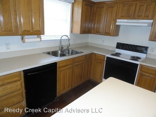 Building Photo - 3 br, 2 bath House - 8062 Berkshire Drive