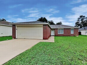Building Photo - 16365 Hidden River Ct