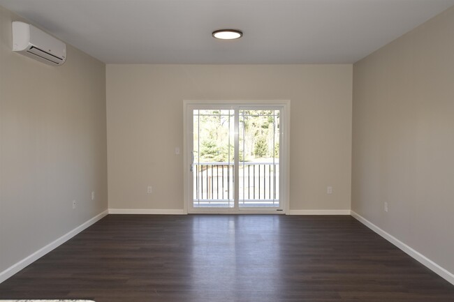 Foto del edificio - 217 Rockingham Rd