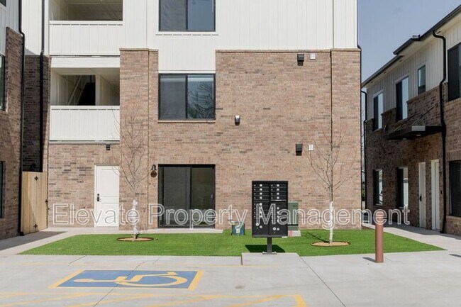 Building Photo - 1614 NW 17th St