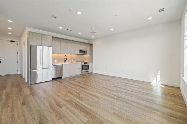 Foto del edificio - 4315 S Congress Ave
