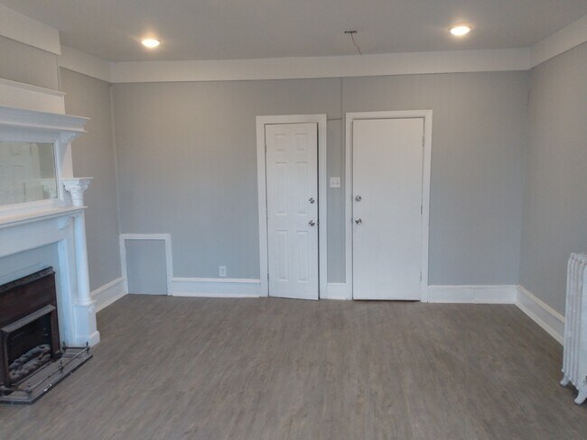 Foto del edificio - 3864 W Girard Ave