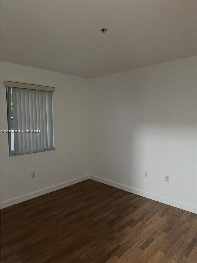 Building Photo - 4331 SW 160th Ave