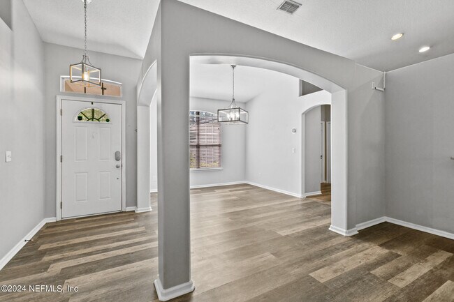 Foto del edificio - 928 Mystic Harbor Dr