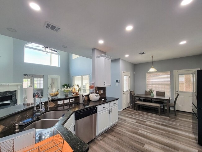 Building Photo - The perfect place to come home to! This be...