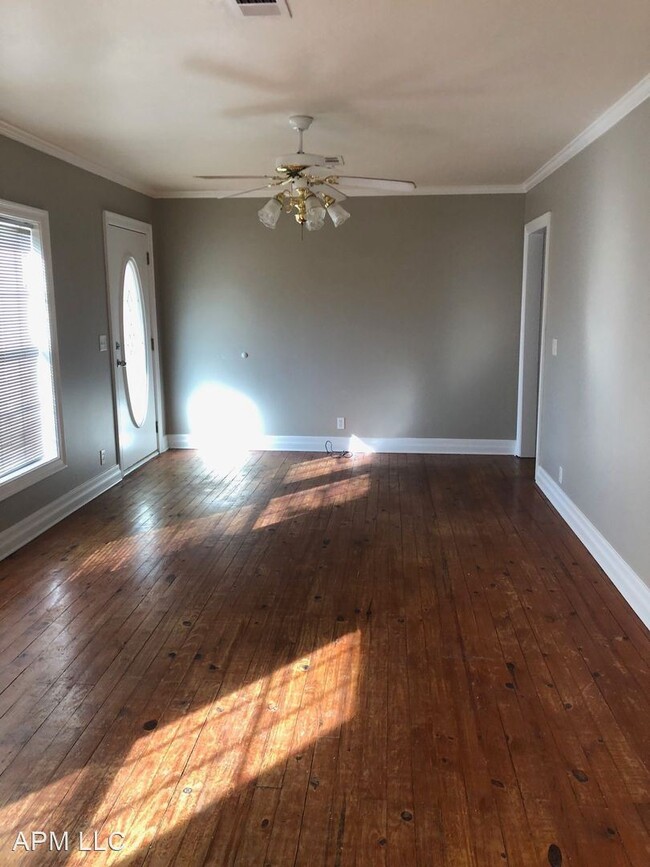 Building Photo - 4 br, 2 bath House - 352 Northwood Dr