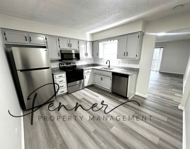 Building Photo - 1310 Valley Woods Ct