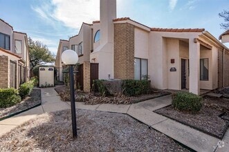 Building Photo - 521 Ranch Trail