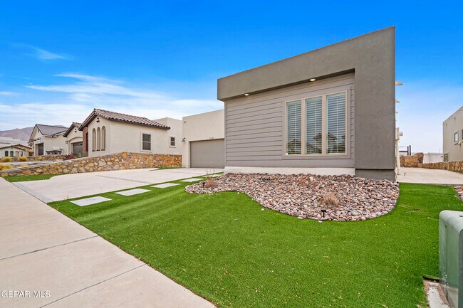 Foto del edificio - 7348 Mule Team Dr