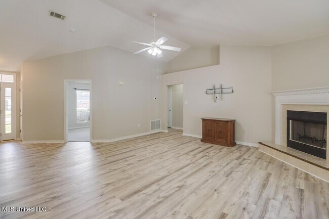 Foto del edificio - 14886 E Shadow Creek Dr