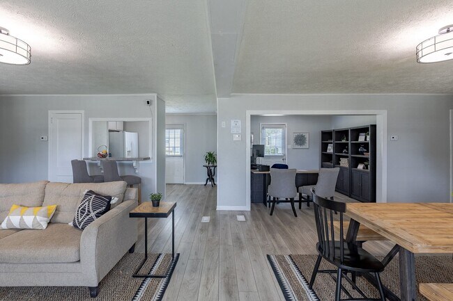 Foto del edificio - Cottages on Elm