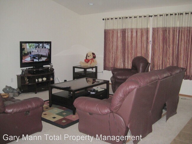 Building Photo - 3 br, 2 bath House - 219 Pinyon