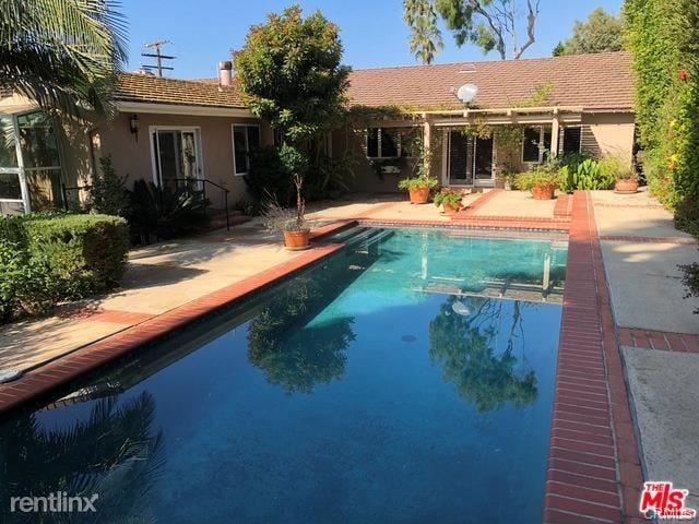 3 br 5 bath house   29706 baden pl malibu ca building photo