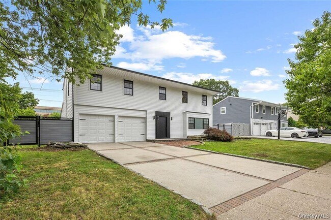 Foto del edificio - 26 Roseanne Dr