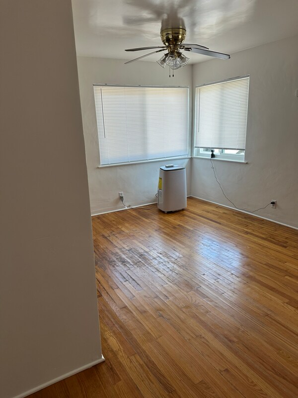 Foto del edificio - 1640 W James Ave