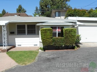 New Roof - 959 E Mariposa St