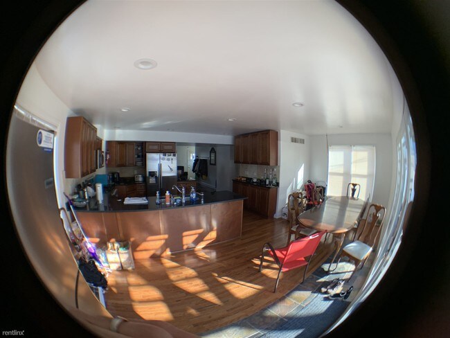 Foto del edificio - 328 E Jefferson St