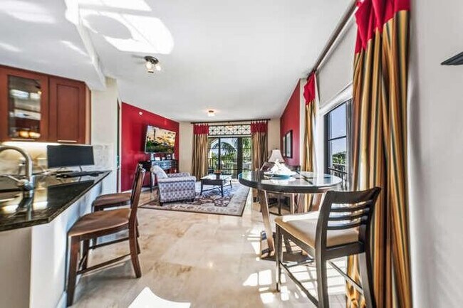 Foto del edificio - 2401 N Ocean Blvd