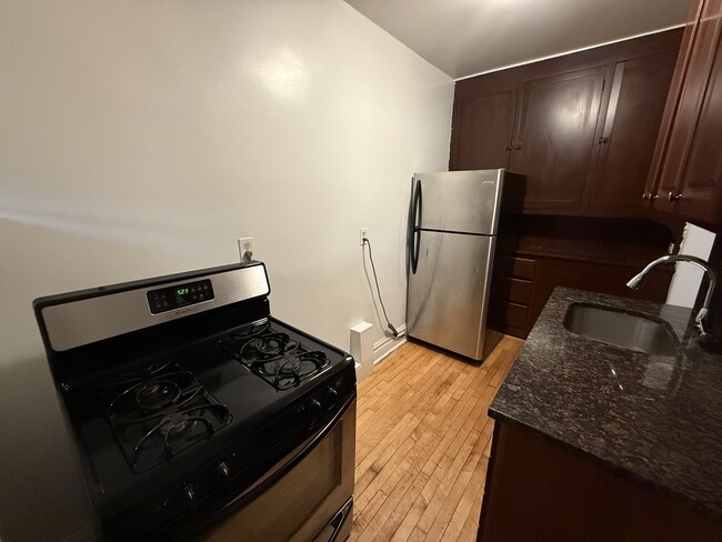 Building Photo - 2102 S 51st Ave