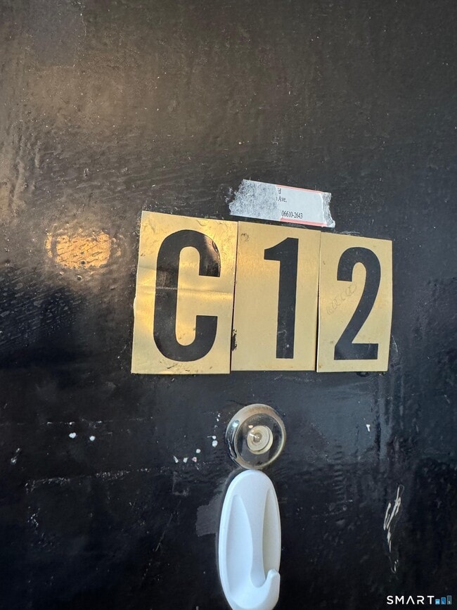 Foto del edificio - 1575 Boston Ave