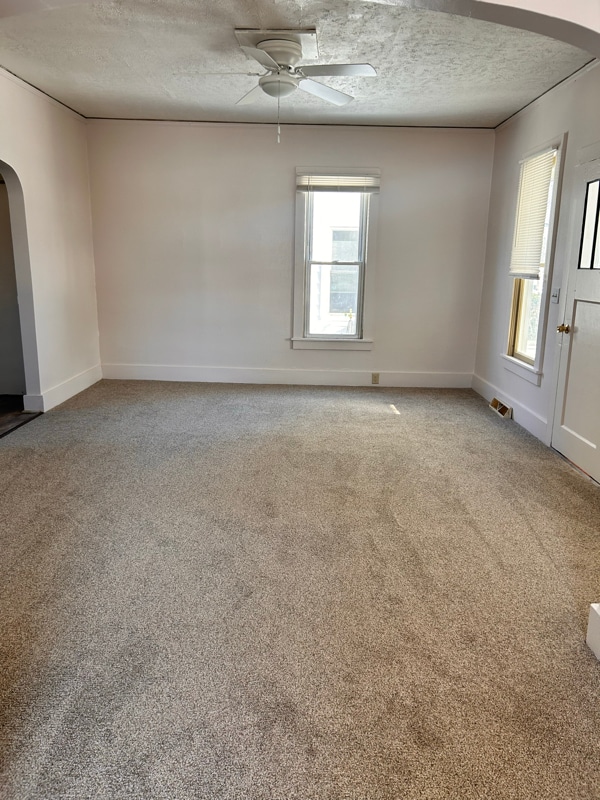 Building Photo - 514 Van Buren St