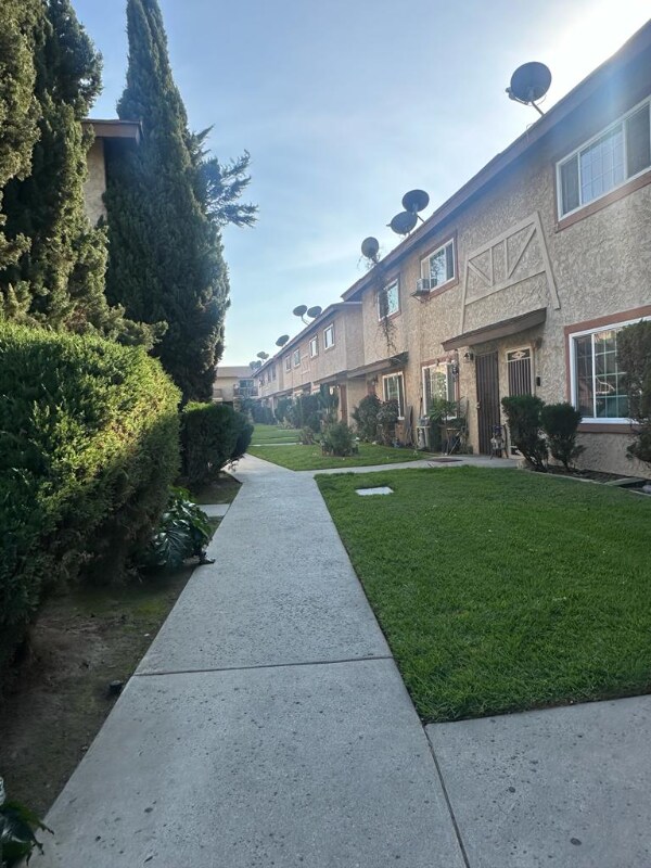 Foto del edificio - 7260 Richfield St