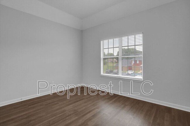 Foto del edificio - 769 Barrington Woods Cove