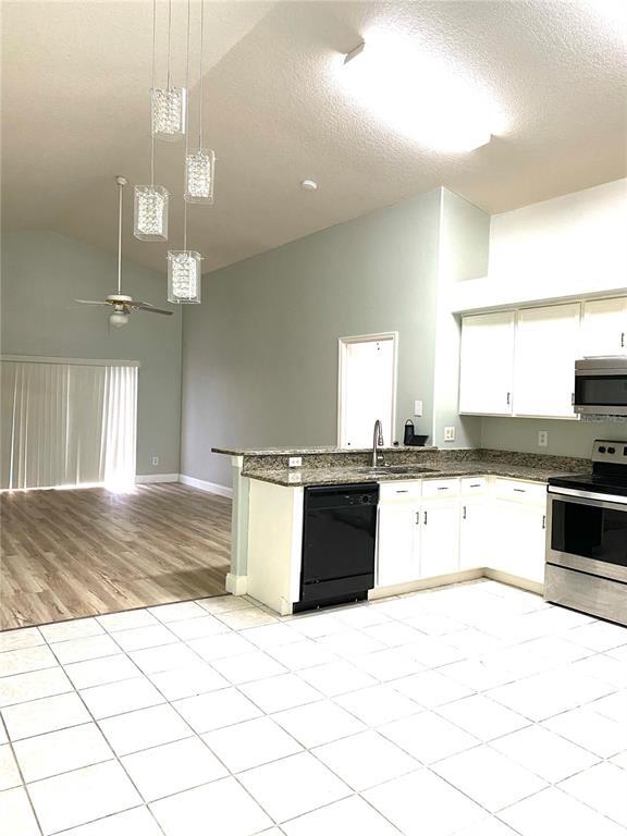 Building Photo - 1608 Bobtail Dr