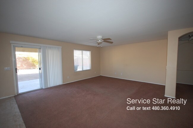 Foto del edificio - 6630 W Hess St