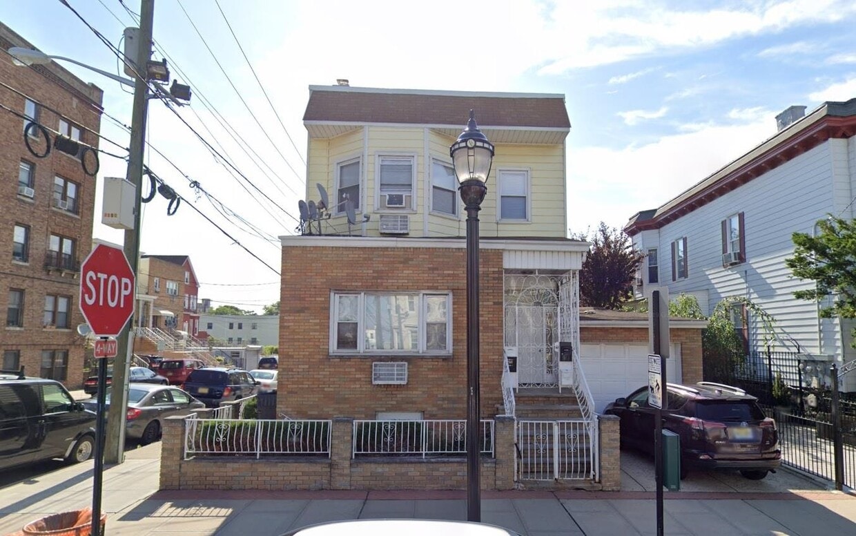 1114 Central Ave, Union City, NJ 07087 Condo for Rent in Union City