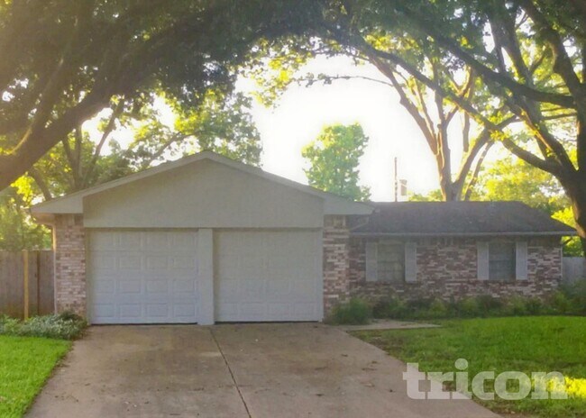 Foto del edificio - 1803 Westcrest Dr