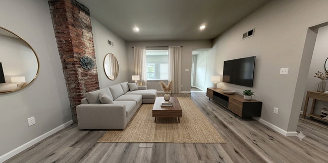 Stunning 3-Bed with Exposed Brick in 19143 - Stunning 3-Bed with Exposed Brick in 19143 House