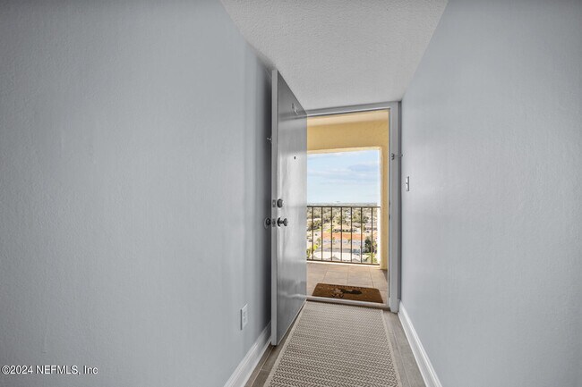 Foto del edificio - 1301 1st St S